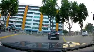 Singapore reckless driver GBB5388P (18/10/2016)