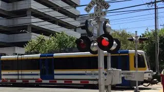 15th Street Railroad Crossing, SACRT 230 Meet SACRT 239 Light Rail Trains