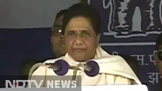 In first rally in Agra Mayawati plays up to dalits