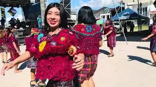 CHICAS DE CUBULCO EN LA PISTA DE BAILE