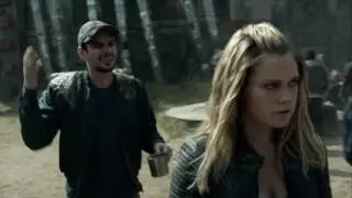 The 100 4x02 Clarke & Jasper talk