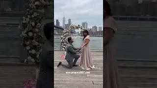 Surprise marriage proposal by the Brooklyn Bridge #marriageproposal #nycproposal