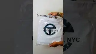 Unboxing my Christmas gift: Medium Chocolate Telfar Bag !