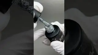 Голография + светоотражающие частицы в одном флаконе 😍