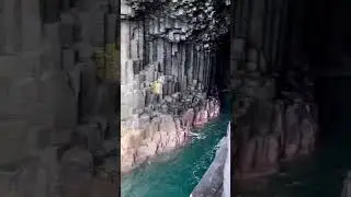 📍 Fingal&rsquo;s Cave, Isle of Staffa #travel