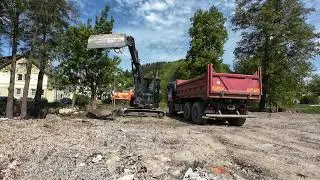 Eurocomach 65TR/ nakládání zeminy na Tatru