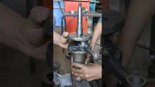 Motorcycle Honda bike Engine Crankshaft Hammer Fitting Connecting Rod #subscribe #viralshort