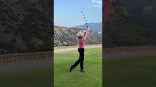 So erreichst du ganz einfach lange Arme im Golfschwung. #golf #golfswing #golftips #golfer #golflife