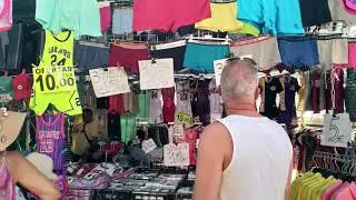 Un samedi de Juillet Marché à Empuriabrava