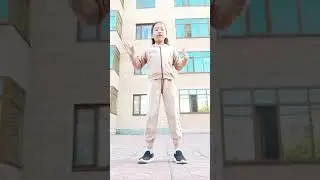 Детка, я тебе не нужен, я взорвал 50 понтови улетела так на лунууууу Бим Бам Бом