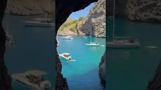 Mallorca : Where turquoise waters meet golden sands.#mallorcarca #turquoise #yacht
