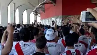 Ya se acerca noche buena + y vamo millonario