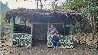 A Single Mother's Effort to Build a Bamboo House - Completing the Enclosed Bamboo Wall