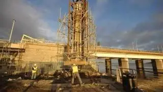 Dundee Waterfront - Moving the Telford Beacon