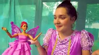 Les bracelets magiques de transformation pour la poupée Barbie! Vidéo en français pour filles.