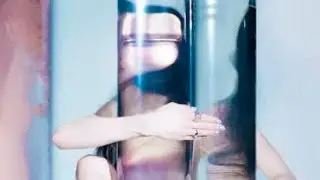 EMPTY HANDS NOVO &Aacute;LBUM DA POPPY