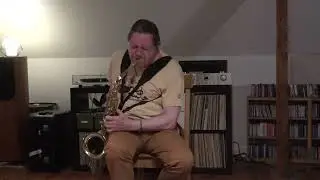 Daunik Lazro 