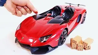 Incredibly Detailed RC LAMBORGHINI gets unboxed & tested!