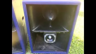 The Vintage Sound  Company Centre Cluster Turbosound TMS 1