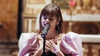 Martina Attili e Andrea Casta: Half the world away (Cover)