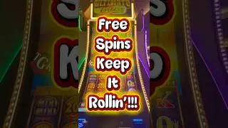 Pt. 4 of the hot UFC run (4/6). Another SuperFastCash! #slots #slot #casino #fyp #jackpot #lasvegas
