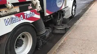 Schwarze A8 Twister Street Sweeper Demo