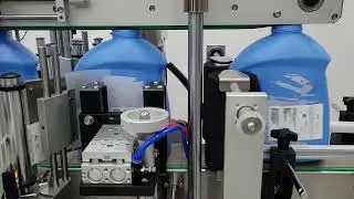 Desktop labeling Machine