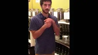 How to properly taste olive oil