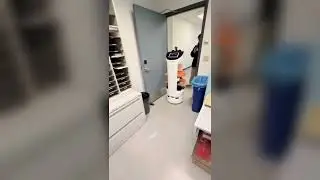 VendoBot: A Projection-Augmented Delivery Robot for Improving Intent and Motion Legibility