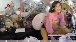 xQc Reacts to 