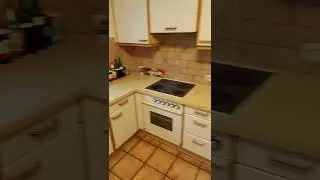 В хостел впустили, а дать ключ от комнаты забыли #shorts