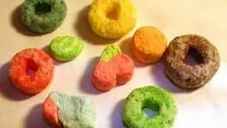 A food review of fruit loops (with marshmallows)