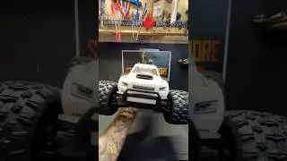 New truck on test ! This is the MJX hyper go 10208.It runs a brushless 4s system! #shorts #10208 #rc