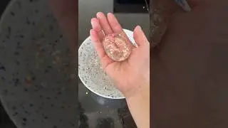 Wait till the end for the pop! #satisfying #diy #craft #bubble #glitter #viral