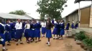een deel van de meisjes van de secundairy girls school