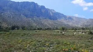 Limnakaro-plat&aring;n / Limnakaro plateau