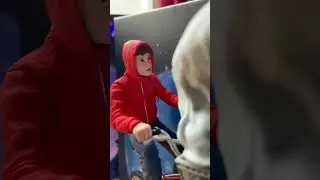Neca E.T The Extra-Terrestrial 40th Anniversary Elliot & E.T on Bicycle