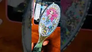 Princess hair brush