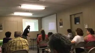 MW Horticulture Edible Landscaping class on how to use organic compost when planting