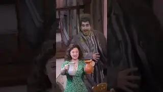 &laquo;Посмотрите на эти кувшины!&raquo; &mdash; Музыкальный тур Beetlejuice &mdash; Джастин Коллетт, Меган Макгиннис, Уи...