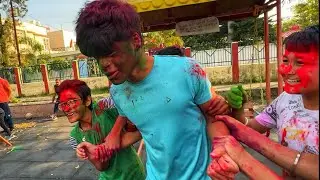 Holi Se Pehle Om Ka BHOOT Bana Diya 🫢 Baccho Ne