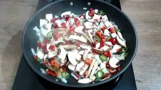 Ultimate Cheese & Veggie Omelette
