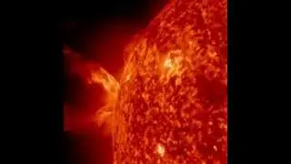 GIANT EXPLOSION on the SUN! Solar Flare Coronal Mass Ejection Captured on Video | May 1, 2013
