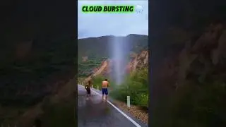 The Last Cloud Burst was Insane 😱⚡🌧️ #youtubeshorts #trending #viral