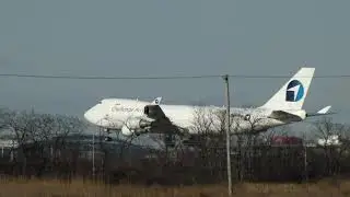 Plane Spotting (Near JFK Airport) - Challenge Airlines