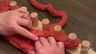 Cable Stitch Tutorial on a Loom with Chunky Yarn