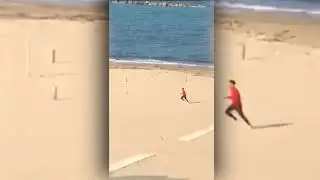 El pilla pilla más viral de un 'runner' y un policía en una playa de Italia I MARCA