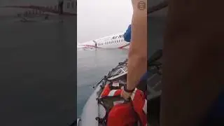 Airplane landed in Sea!! 😳😳😳 rescue operation #airplane #crash #airplaneaccidents #boing747 #airbus