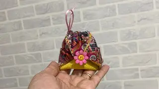 Bolsinha japonesa fofinha ou porta moedas