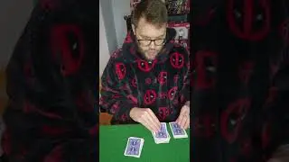 Простой карточный фокус. #секретымагии #урокпокарточнымфокусам
